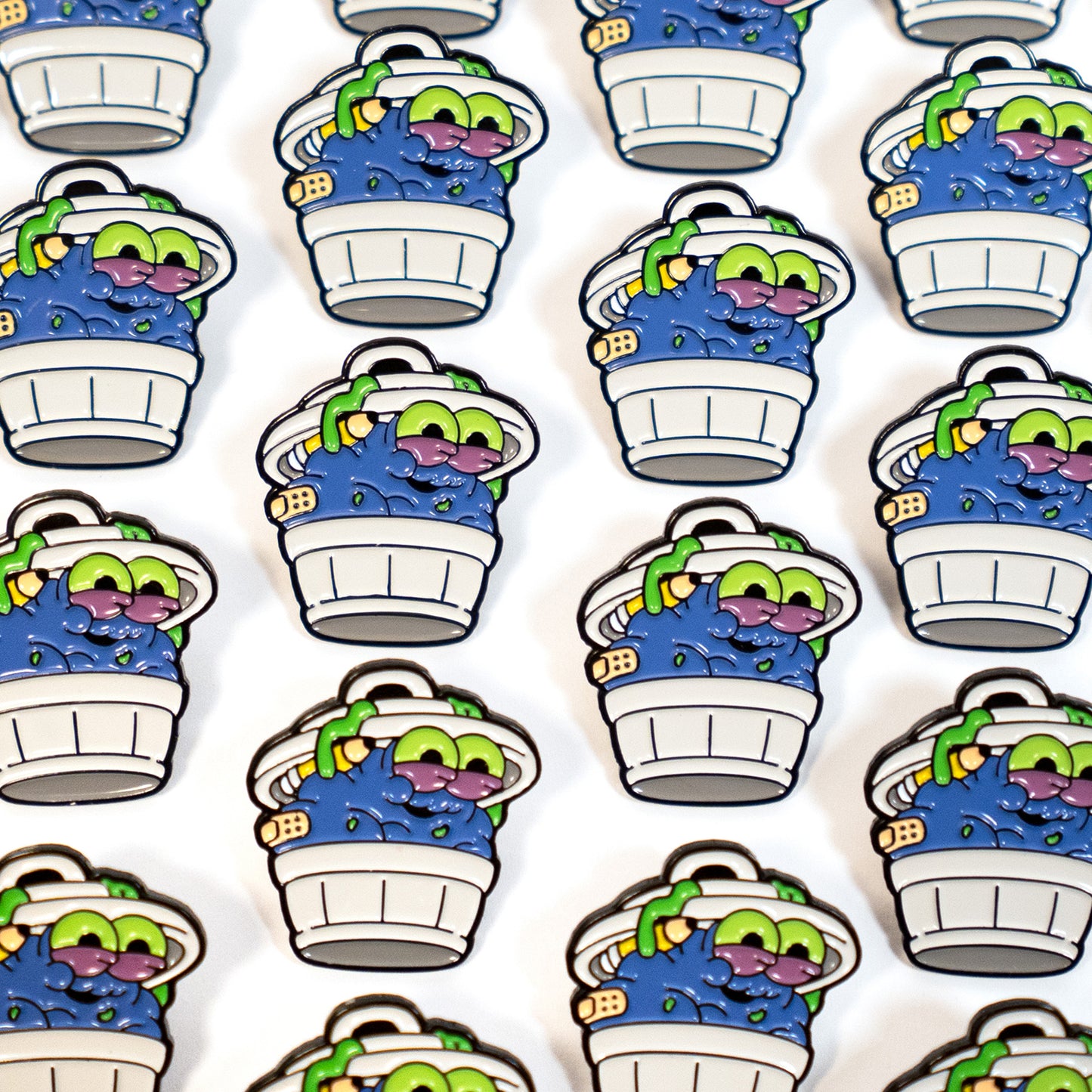 Garbage Friend (enamel pin)